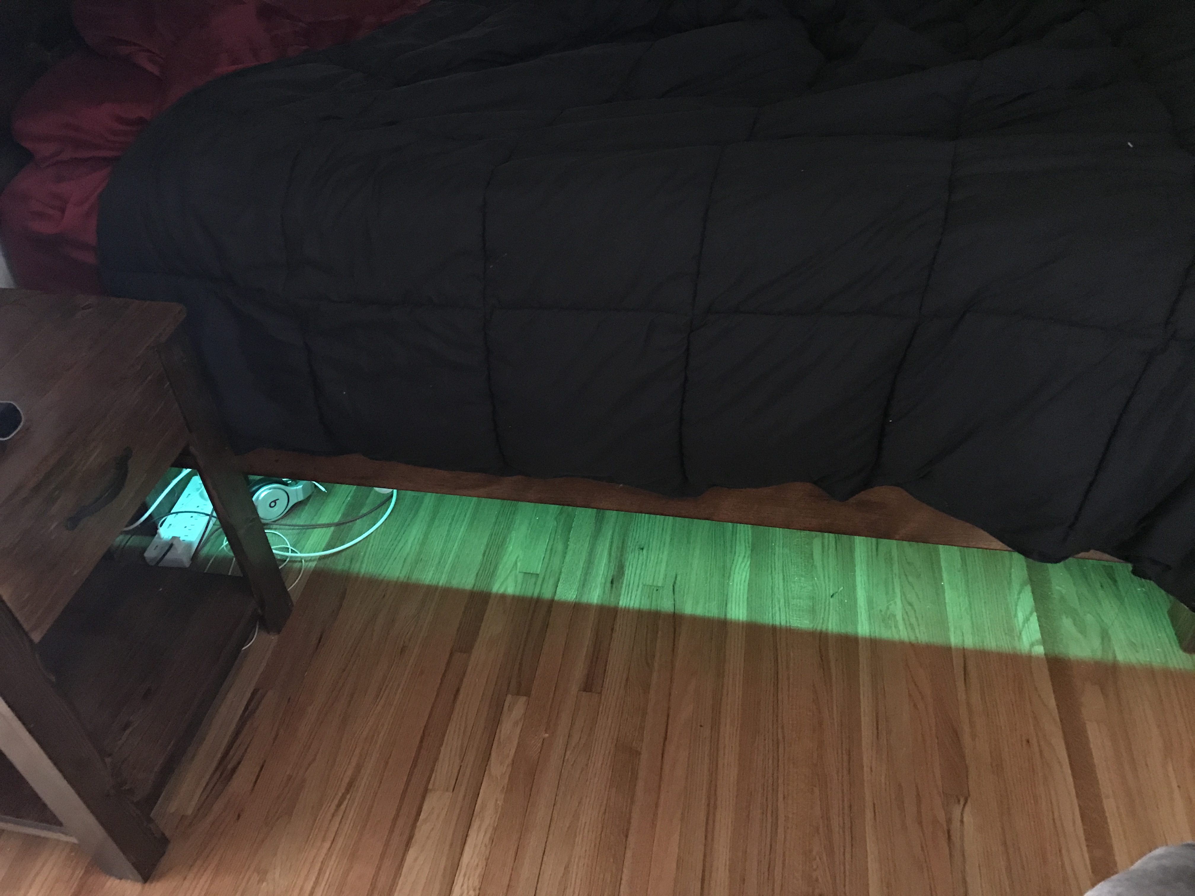 sensor bed light